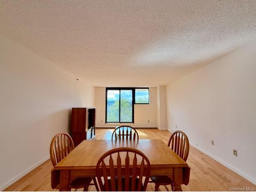 apt-604-25 Rockledge Ave, White Plains, NY, 10601-1212 | Card Image