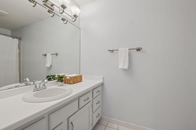 APT-1303 - 7540 Edinborough Way, Condo with 2 bedrooms, 2 bathrooms and null parking in Edina MN | Image 21