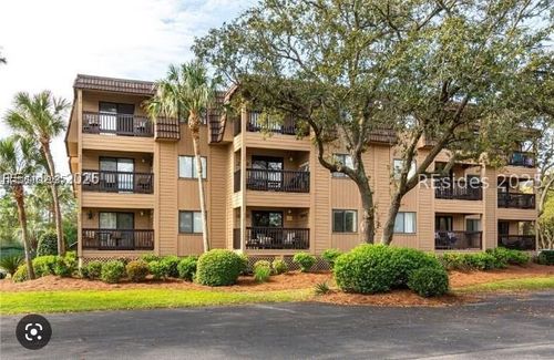 apt-e17-40 Folly Field Rd, Hilton Head Island, SC, 29928-6809 | Card Image