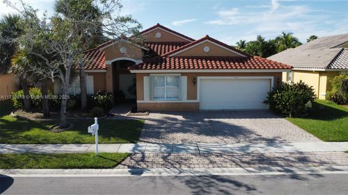 760 Sw 190th Ave, Pembroke Pines, FL, 33029 | Card Image