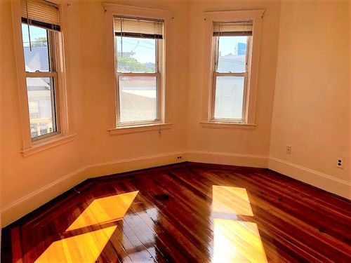 3-28 Litchfield St, Boston, MA, 02135-1402 | Card Image