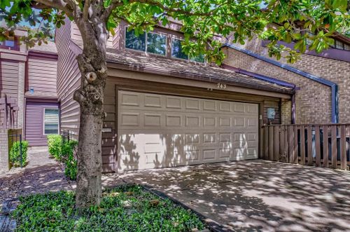 743 Oakwood Trail, Fort Worth, TX, 76112 | Card Image