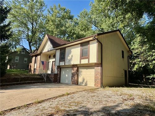336 S 78th St, Kansas City, KS, 66111-2914 | Card Image