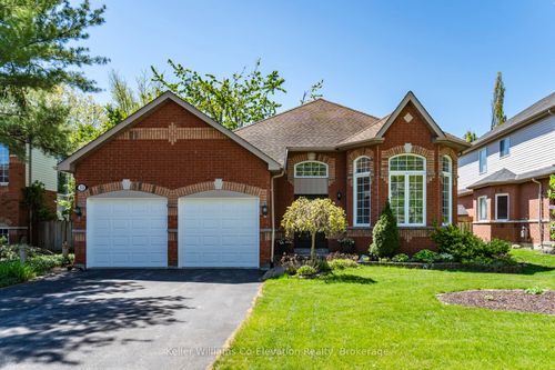33 Allsop Cres, Barrie, ON, L4N8T7 | Card Image