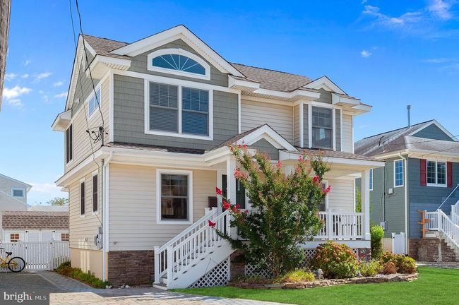 106 S Barnegat Ave, House other with 5 bedrooms, 2 bathrooms and null parking in Surf City NJ | Image 4