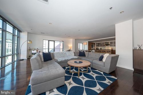apt-401-257 N 2nd St, PHILADELPHIA, PA, 19106-1320 | Card Image