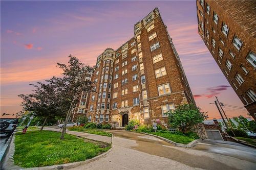 401-311 Emanuel Cleaver Ii Blvd, Kansas City, MO, 64112-1788 | Card Image