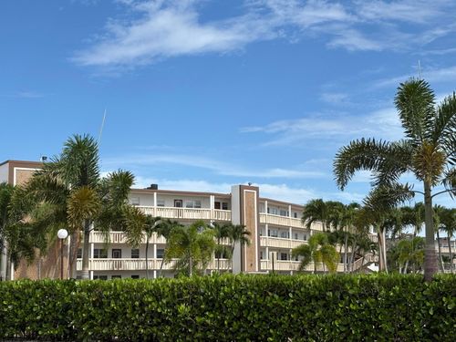 4046 Glades Rd, Boca Raton, FL, 33434 | Card Image