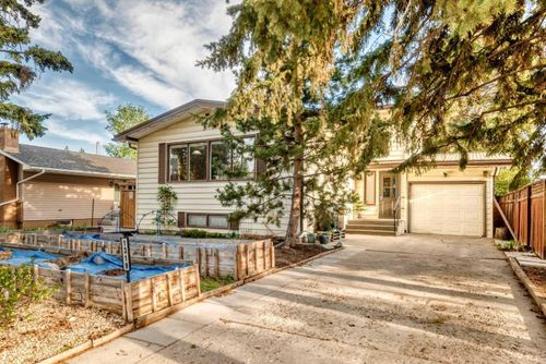 1319 104 Ave Sw, Calgary, AB, T2W0A7 | Card Image