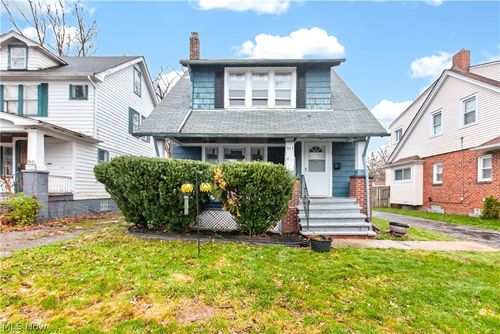 884 Nela View Rd, Cleveland Heights, OH, 44112-2351 | Card Image