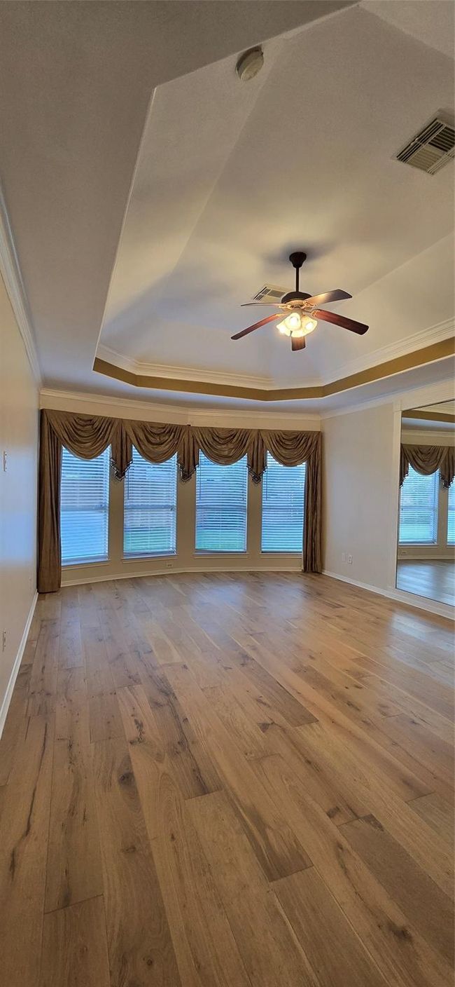 1910 Stable Stone Ln, House other with 5 bedrooms, 5 bathrooms and 2 parking in Pearland TX | Image 9