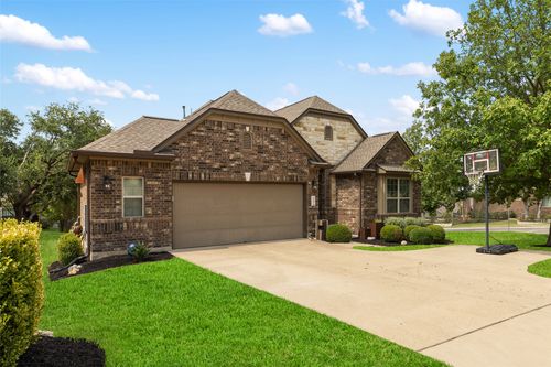 109 Lombardia Dr, Lakeway, TX, 78734-5084 | Card Image