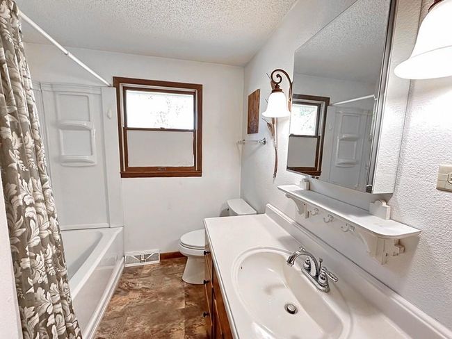 1704 S Witt Dr, House other with 3 bedrooms, 1 bathrooms and null parking in El Dorado Springs MO | Image 23