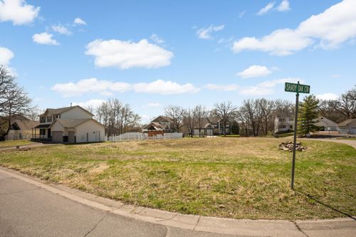 930 Shady Oak Cir, Monticello, MN, 55362-7907 | Card Image