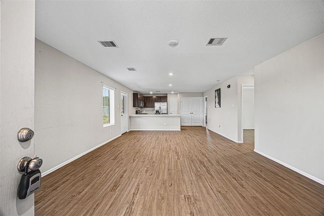 Entry | Image 5