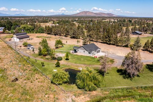 6635 Sw 61st St, Redmond, OR, 97756-9419 | Card Image