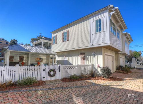 4-4 Downtown Founders Ln, Fairhope, AL, 36532-2217 | Card Image