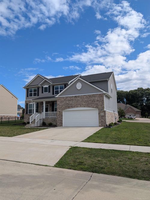 24778 Kabarda Dr, Macomb, MI, 48042-4737 | Card Image