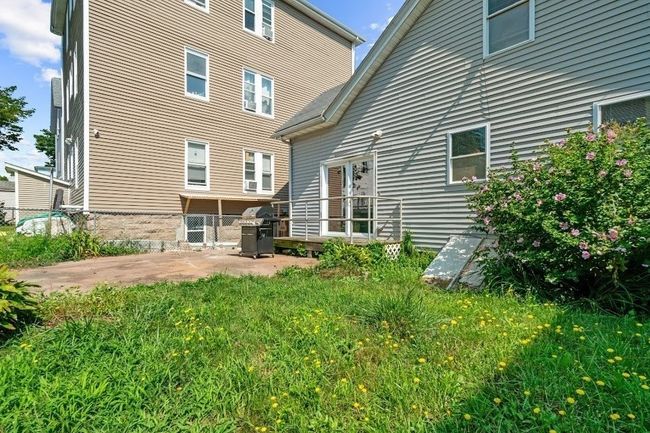 207 Buffinton St, House other with 4 bedrooms, 1 bathrooms and null parking in Fall River MA | Image 22