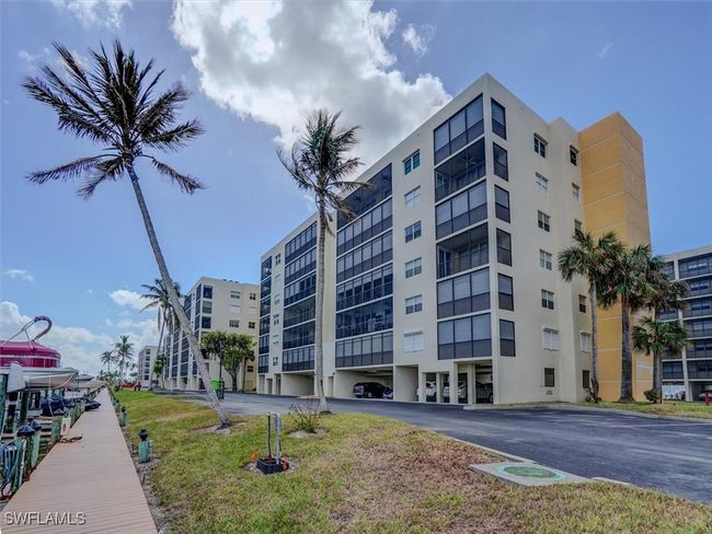 BUILDING EXTERIOR - CANAL SIDE | Image 36