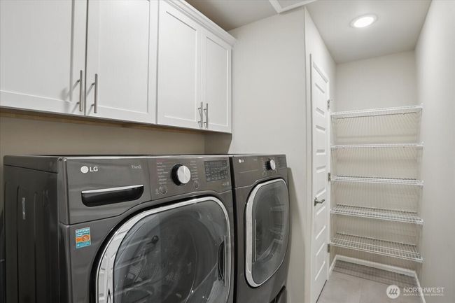 19431 9 Th Ave Se, House other with 5 bedrooms, 4 bathrooms and 2 parking in Bothell WA | Image 37