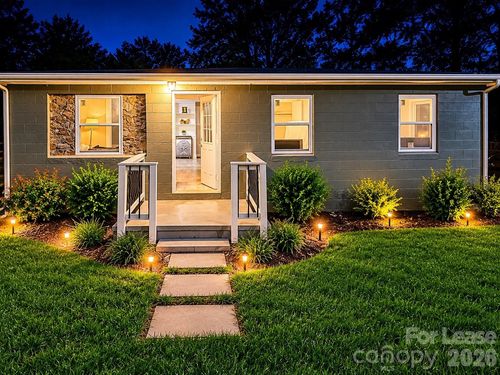 209 Brookview Rd, Statesville, NC, 28625-2703 | Card Image