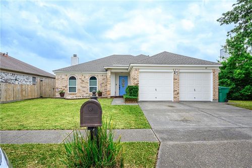 2540 Foliage Dr, Marrero, LA, 70072-5859 | Card Image