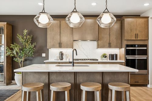 1587 Norbert Ln, Shakopee, MN, 55379 | Card Image