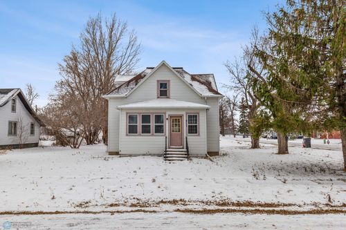 411 Gordon St E, Hendrum, MN, 56550-5010 | Card Image