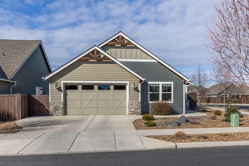 4201 Sw 42nd Street, Redmond, OR, 97756 | Card Image