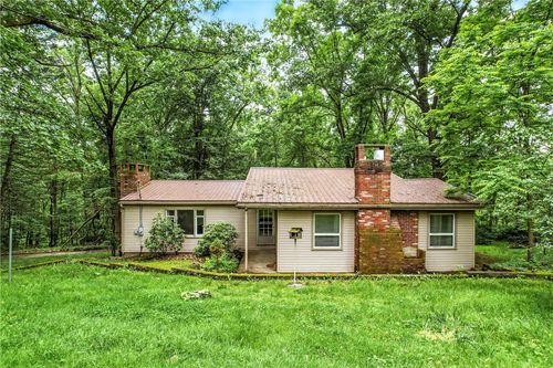 301 Hopper Rd, Transfer, PA, 16154-2705 | Card Image