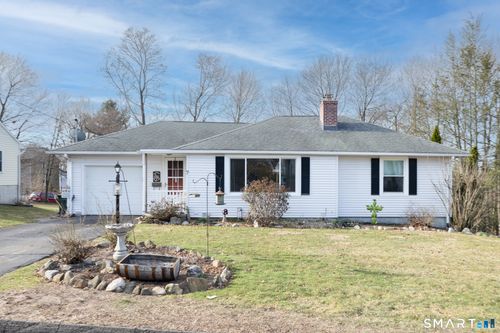 7 Brookdale Rd, Meriden, CT, 06450-5919 | Card Image