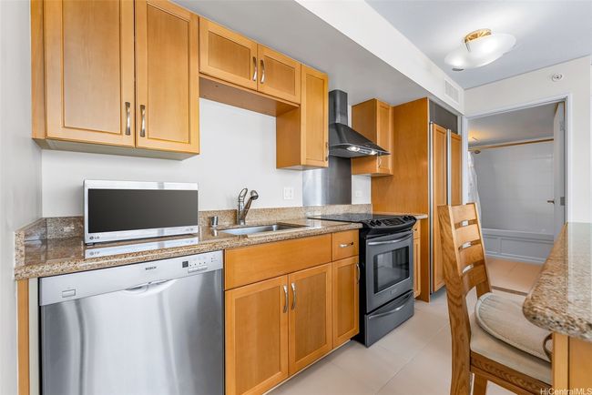 II-1801 - 1296 Kapiolani Blvd, Condo with 1 bedrooms, 1 bathrooms and 1 parking in Honolulu HI | Image 7