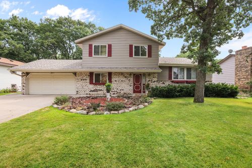 13013 Goodhue St Ne, Blaine, MN, 55449-4919 | Card Image