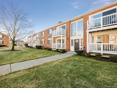 2440 Parmenter Blvd, Royal Oak, MI, 48073-1359 | Card Image