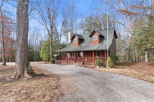 16 Honey Tree Cir, Sparta, NC, 28675-9440 | Card Image
