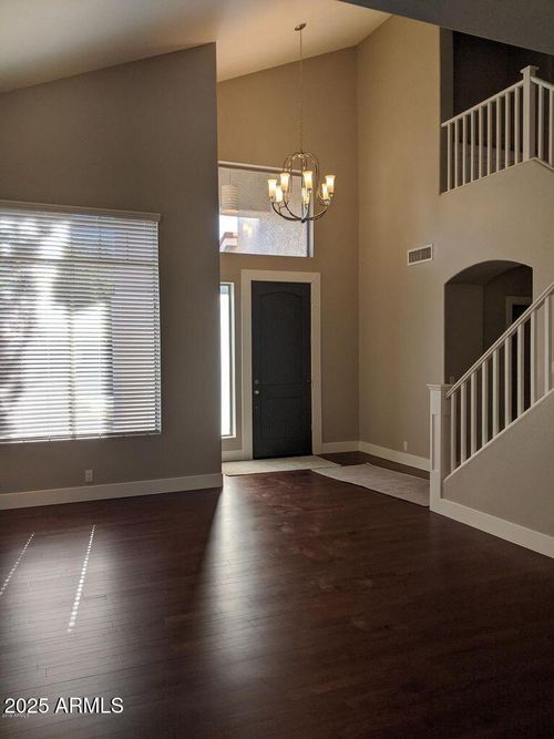 5322 W Mercury Pl, Chandler, AZ, 85226-8614 | Card Image