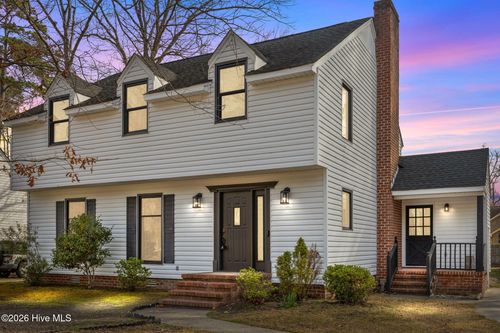 107 Woodhaven Rd, Greenville, NC, 27834-6917 | Card Image