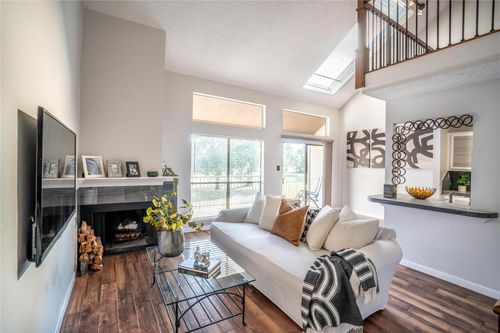 18-8411 Sands Point Dr, Houston, TX, 77036-2769 | Card Image