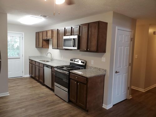 apt-d2-307 N Church St, Dublin, GA, 31021-6181 | Card Image