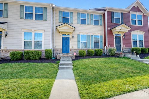 1637 Fleetwood Dr, Charlotte, NC, 28208-5278 | Card Image