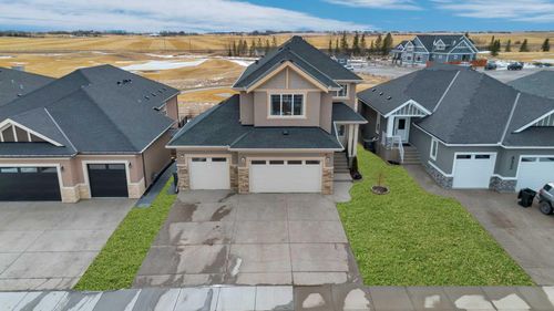 636 Muirfield Cres, Lyalta, AB, T0J1Y1 | Card Image