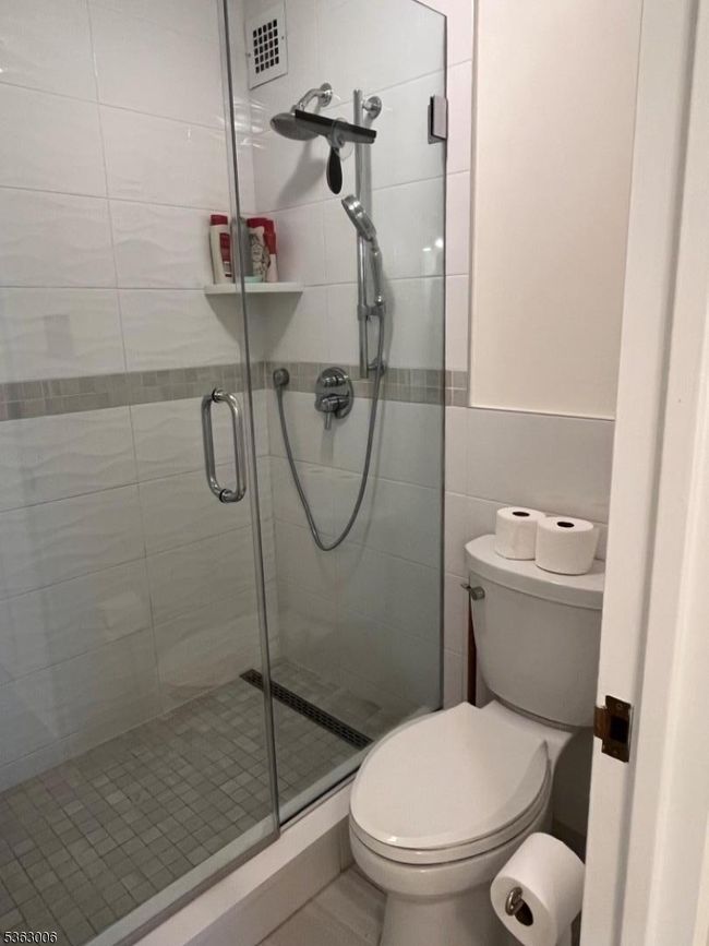 7 - 2 Claridge Dr, Townhouse with 1 bedrooms, 1 bathrooms and null parking in Verona NJ | Image 13