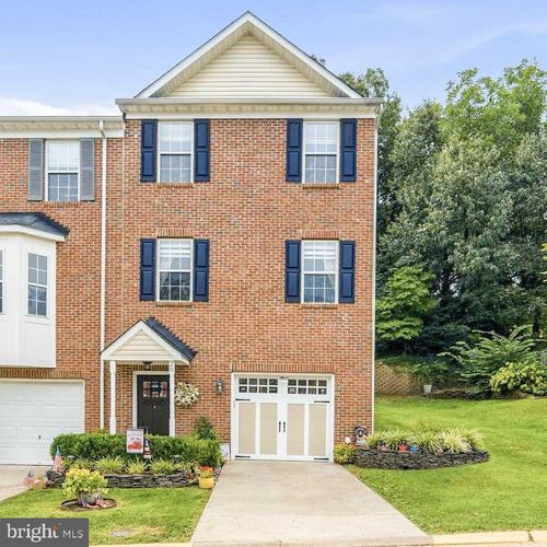 211 Shaw Ct, FREDERICKSBURG, VA, 22405-2688 | Card Image