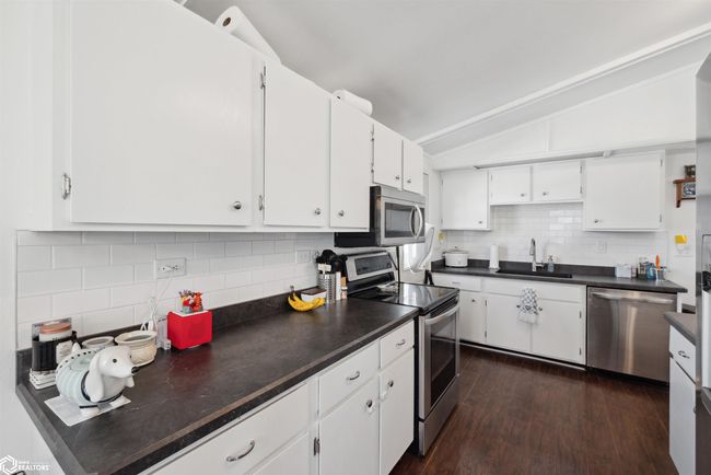 306 Meadow Lane Dr, House other with 3 bedrooms, 2 bathrooms and null parking in Montezuma IA | Image 11