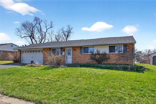 6570 Highbury Rd, Huber Heights, OH, 45424-3017 | Card Image