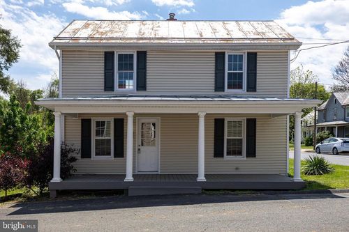 223 W High St, Woodstock, VA, 22664-1445 | Card Image