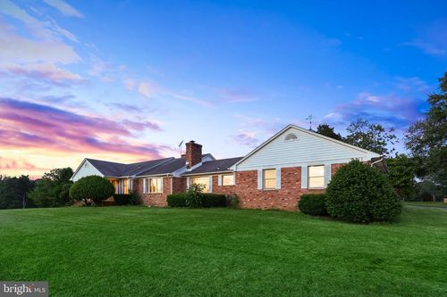7787 Greenwich Rd, CATLETT, VA, 20119-1841 | Card Image