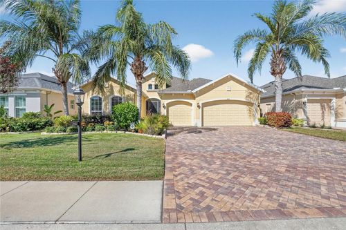 1616 Emerald Dunes Dr, SUN CITY CENTER, FL, 33573-4433 | Card Image