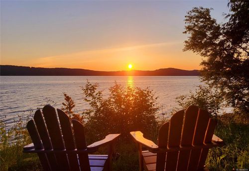 1214 N Beach Rd, Salt Spring Island, BC, V8K1B3 | Card Image
